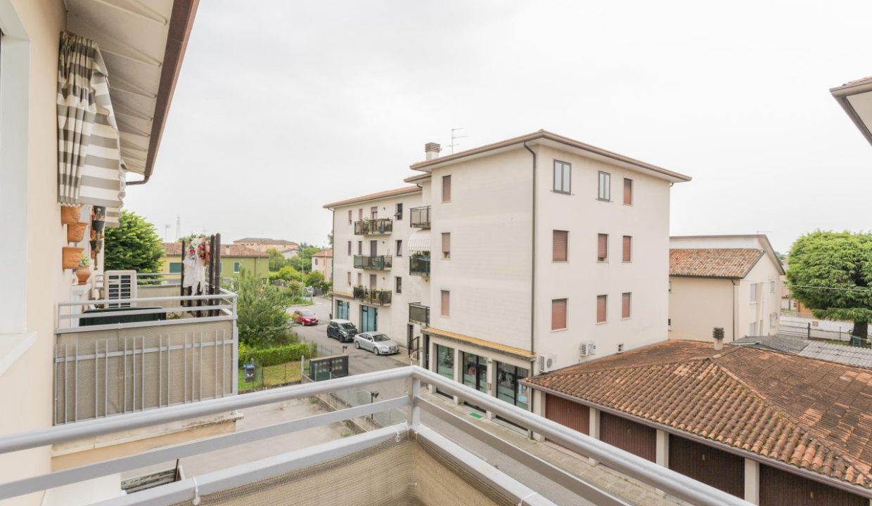 salzano appartamento 3 camere ristrutturata nel 2019 terrazzo(32)