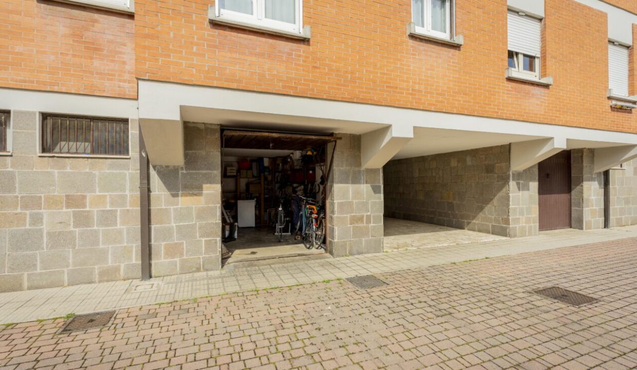 Garage (3)